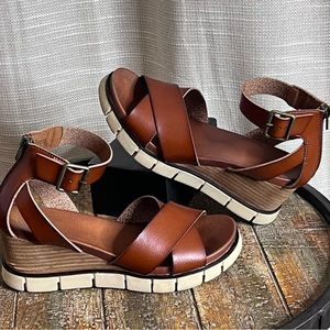MIA™ Lauri Cognac Wedge Strappy Sandals ~ Size 8M